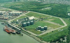 エクアドル共和国 グアイヤキル国際港